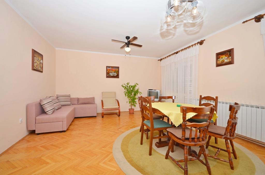 Apartments Marija Near Center Водице Екстериор снимка