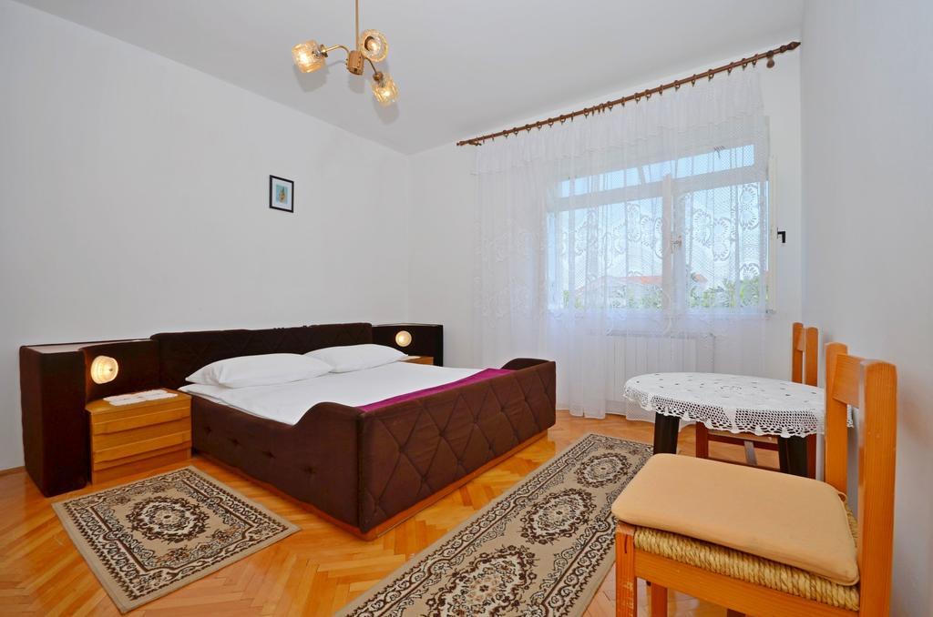 Apartments Marija Near Center Водице Екстериор снимка