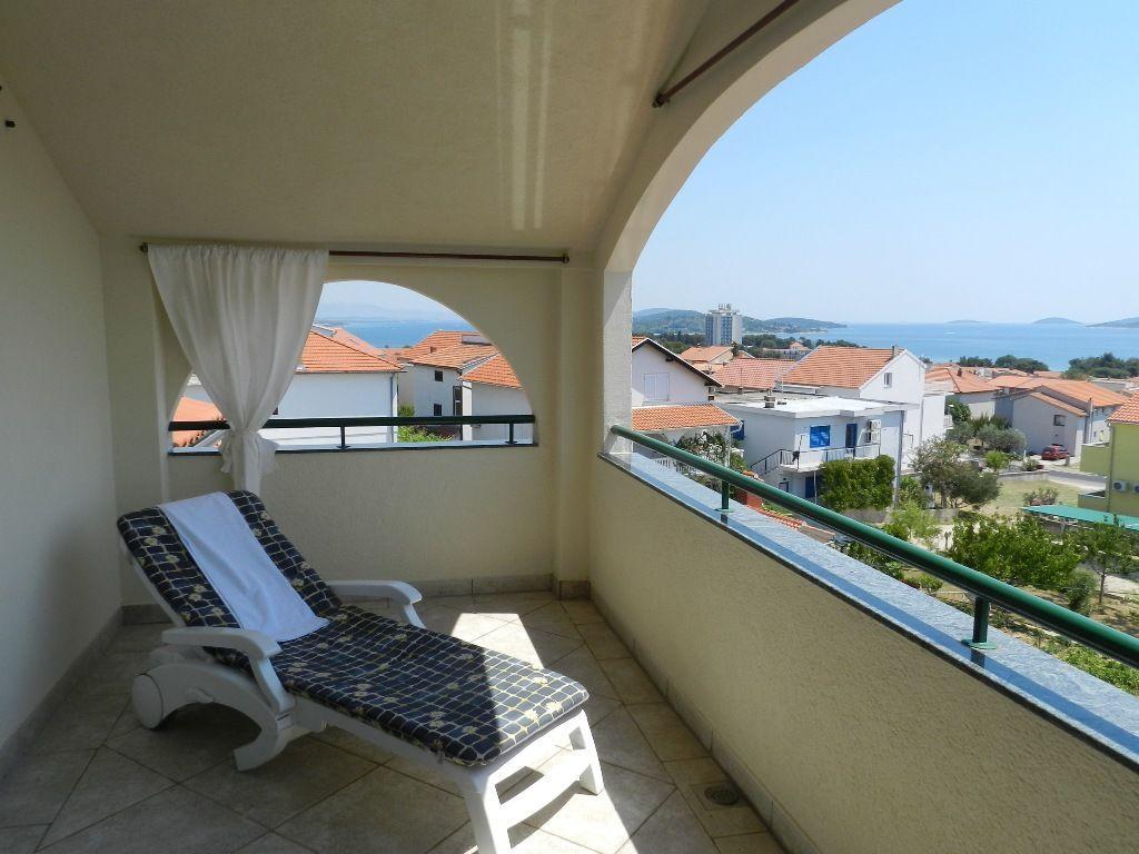 Apartments Marija Near Center Водице Екстериор снимка