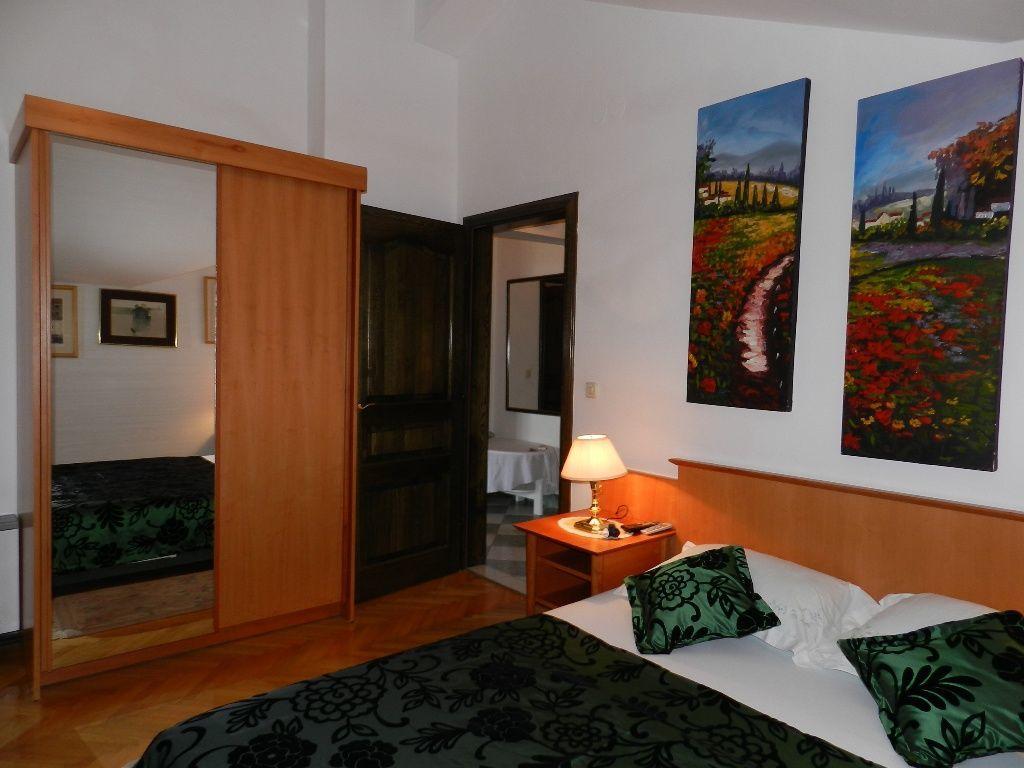 Apartments Marija Near Center Водице Екстериор снимка
