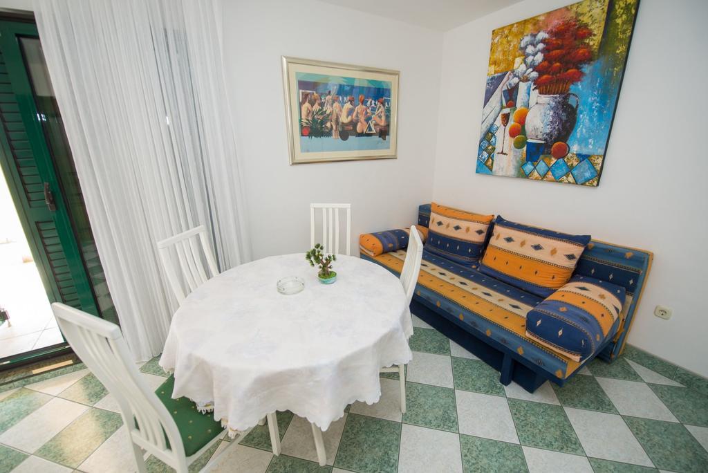Apartments Marija Near Center Водице Екстериор снимка