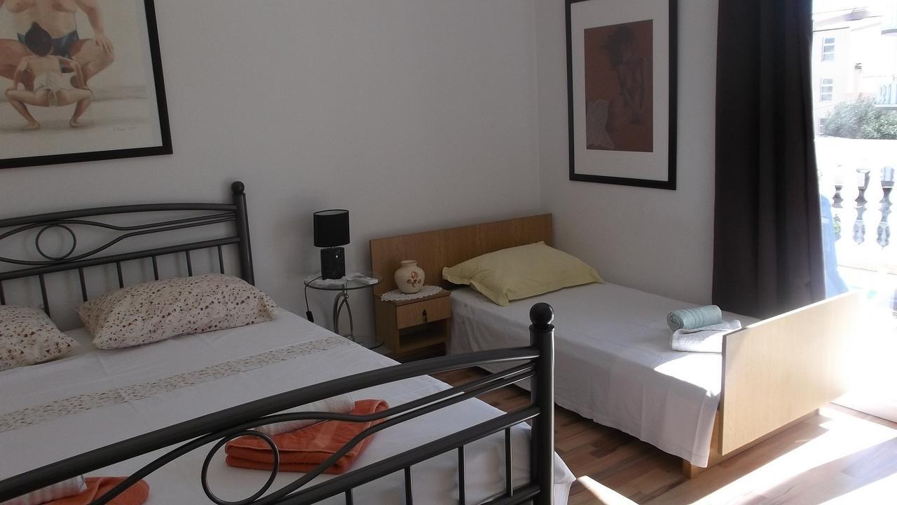 Apartments Marija Near Center Водице Стая снимка